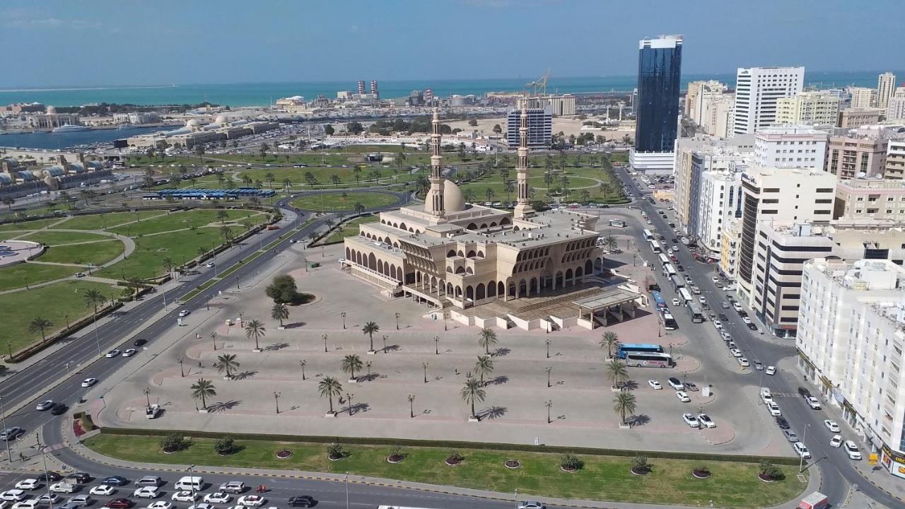 Al Hayat Hotel Sharjah Exterior photo